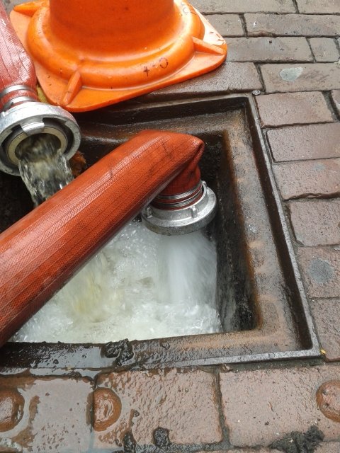 Water uit kelders Galerij